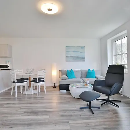 Haus Ostseeallee 2 4 Ostseeview *
