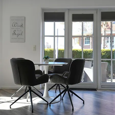 Haus Ostseeallee 2 4 Ostseeview *