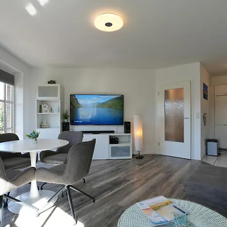 Haus Ostseeallee 2 4 Ostseeview *