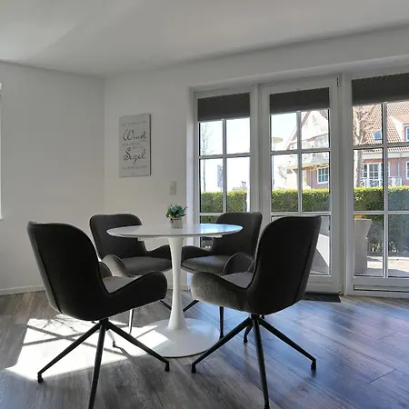 Haus Ostseeallee 2 4 Ostseeview Niendorf (Timmendorfer Strand)